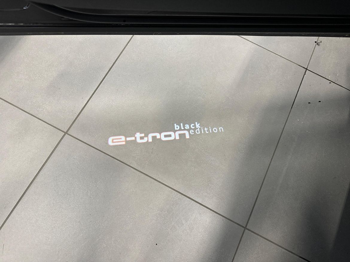 Audi Audi e-tron Sportback 55 quattro — bild 15