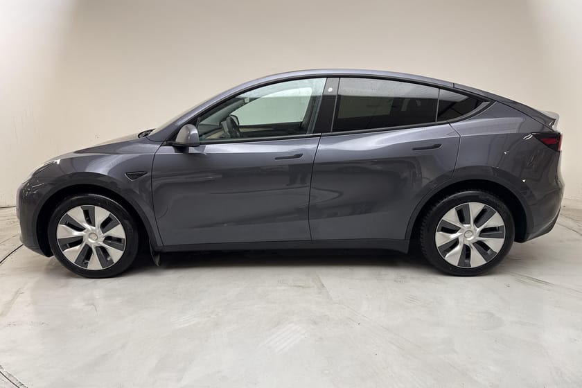 Bild 2 av Tesla Model Y Long Range AWD