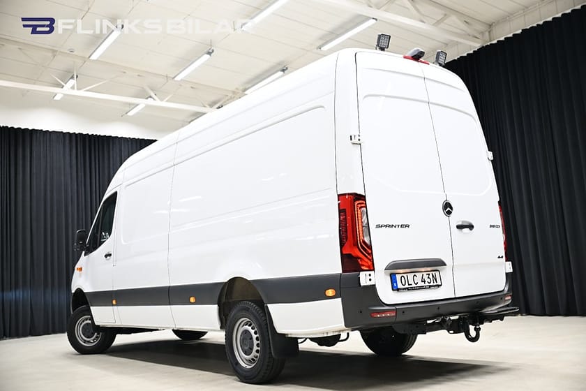 Bild 3 av Mercedes-Benz Sprinter 319 CDI 4x4 Panel Van 190HK Automat Servicebil