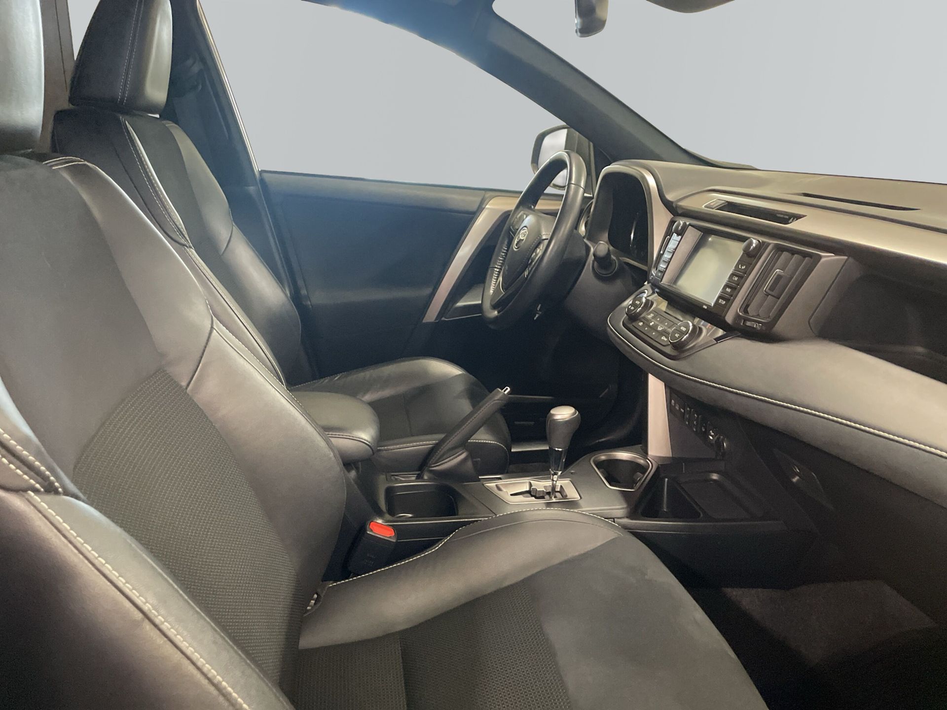 Toyota RAV4 Hybrid 2019, bild 6/10