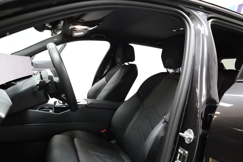 Bild 5 av BMW 530e xDrive Touring M Sport | Dragkrok / Adaptiv Farth.