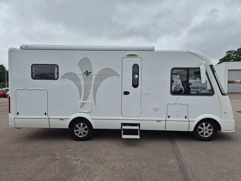Bild 5 av Niesmann+Bischoff Arto 66 69 LE 3,0D 177HK Aut Husbil