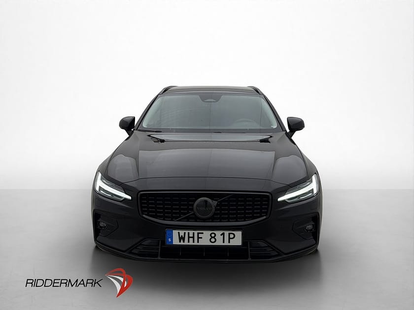 Bild 3 av Volvo V60 B4 Plus Dark Skinn Värmare Kamera 4-Zon 197hk