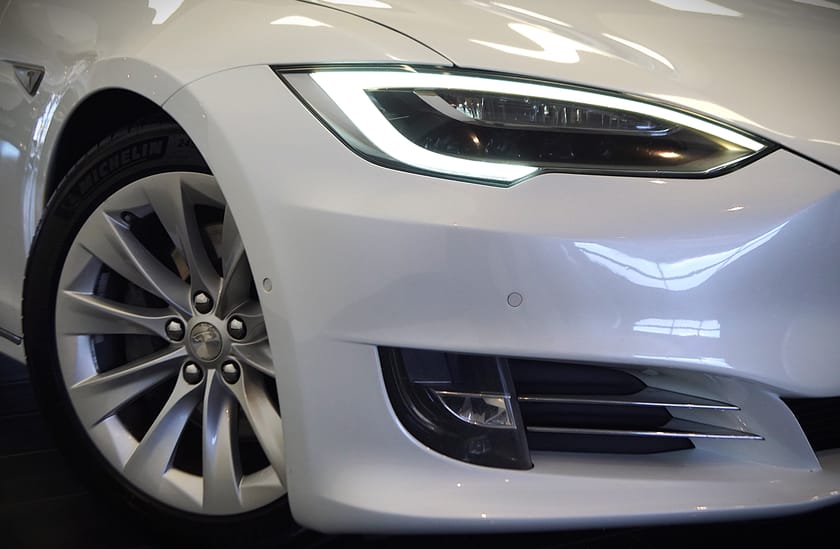 Bild 2 av Tesla Model S 60D 75D