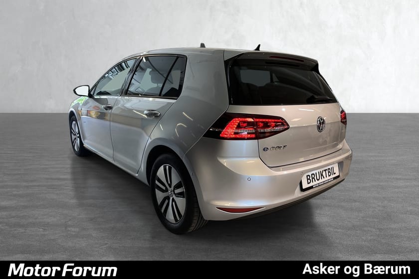 Bilde 5 av Volkswagen e-Golf EXCLUSIVE | SKINN | KEYLESS | KAMERA | ACC