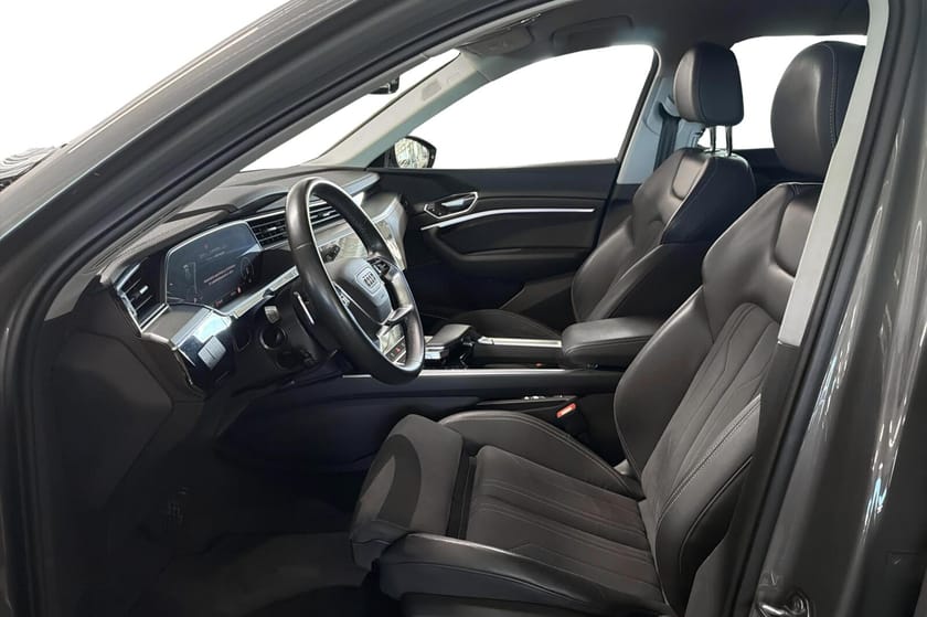 Bilde 5 av Audi Q8 55 e-tron quattro advanced plus
