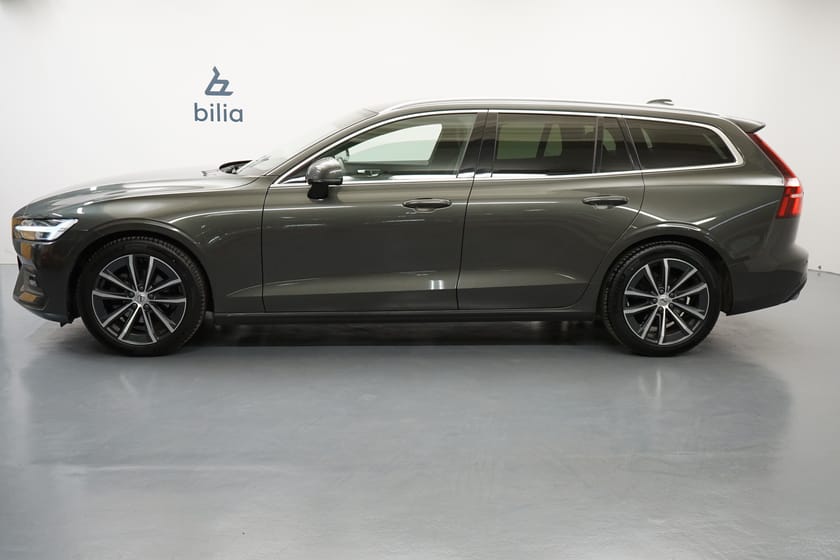 Bild 2 av Volvo V60 B4 Bensin Momentum Advanced Edition, Dragkrok