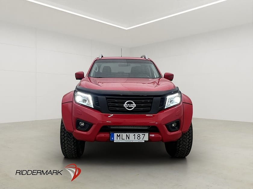 Bild 2 av Nissan Navara Dubbelhytt AT35 2.3 dCi 4WD Arctic Trucks Värm Diff 360°