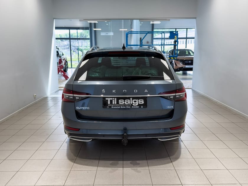 Bilde 4 av Škoda Superb Stasjonsvogn Sup3fl stv l&k d190 dsg4x4kamp