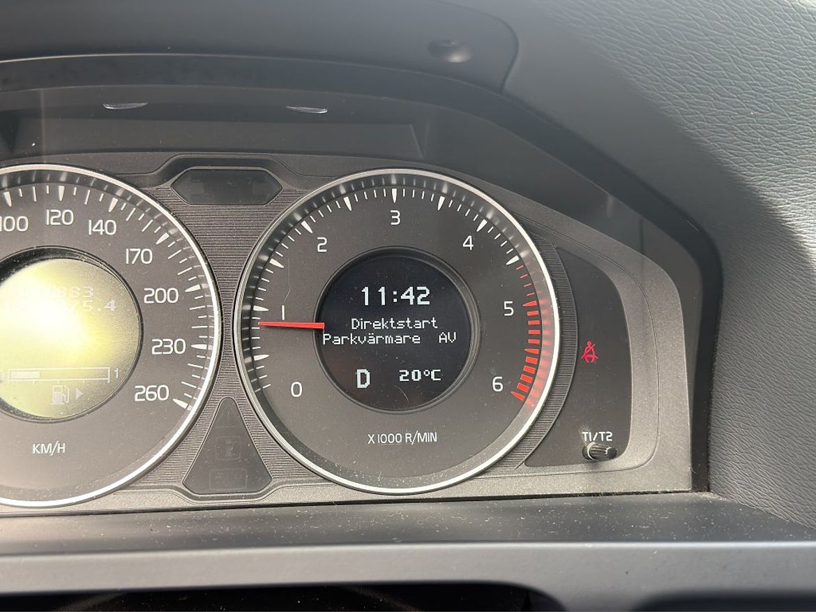 Volvo V60, bild 14 av 16