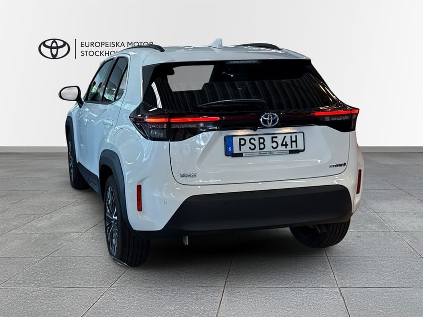 Bild 3 av Toyota Yaris Cross Hybrid 1,5 STYLE EDITION - VINTERHJUL/MOMS