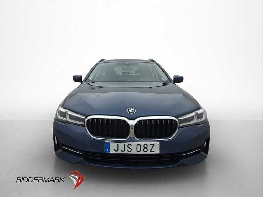 Bild 2 av BMW 530e Touring 530 292hk Cockpit H/K 360° Skinn Drag Navi
