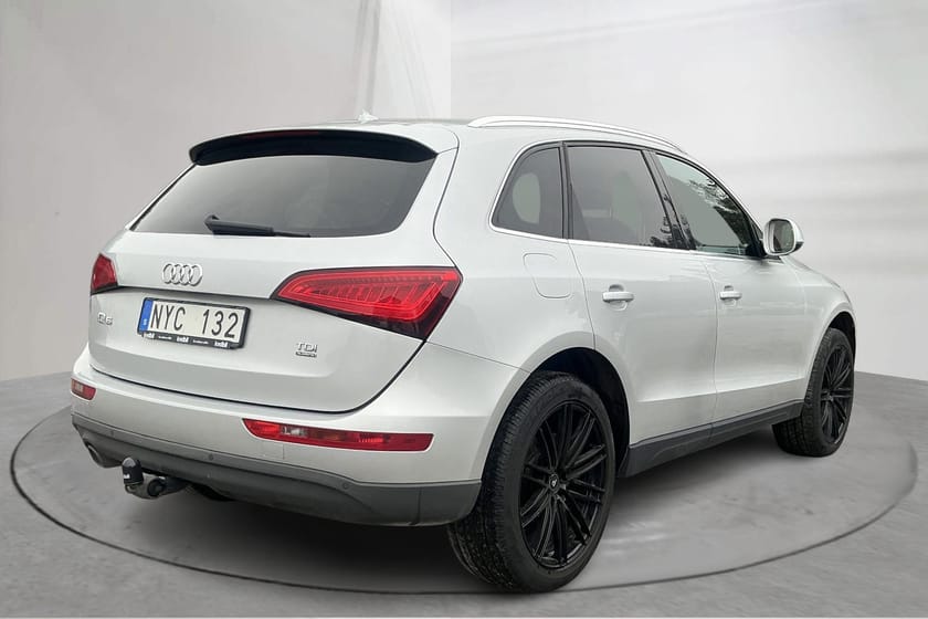 Bild 3 av Audi Q5 2.0 TDI quattro (177hk) Parkeringsvärmare Drag