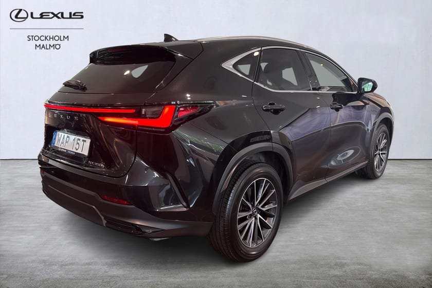 Bild 5 av Lexus NX 350h AWD Executive Teknikpaket 242hk Drag P-Värm 360° HUD Keyless Navi