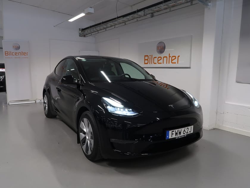 Bild 3 av Tesla Model Y Long Range AWD V-Däck ingår Drag-Skinn-Pano-Kamera-Navi