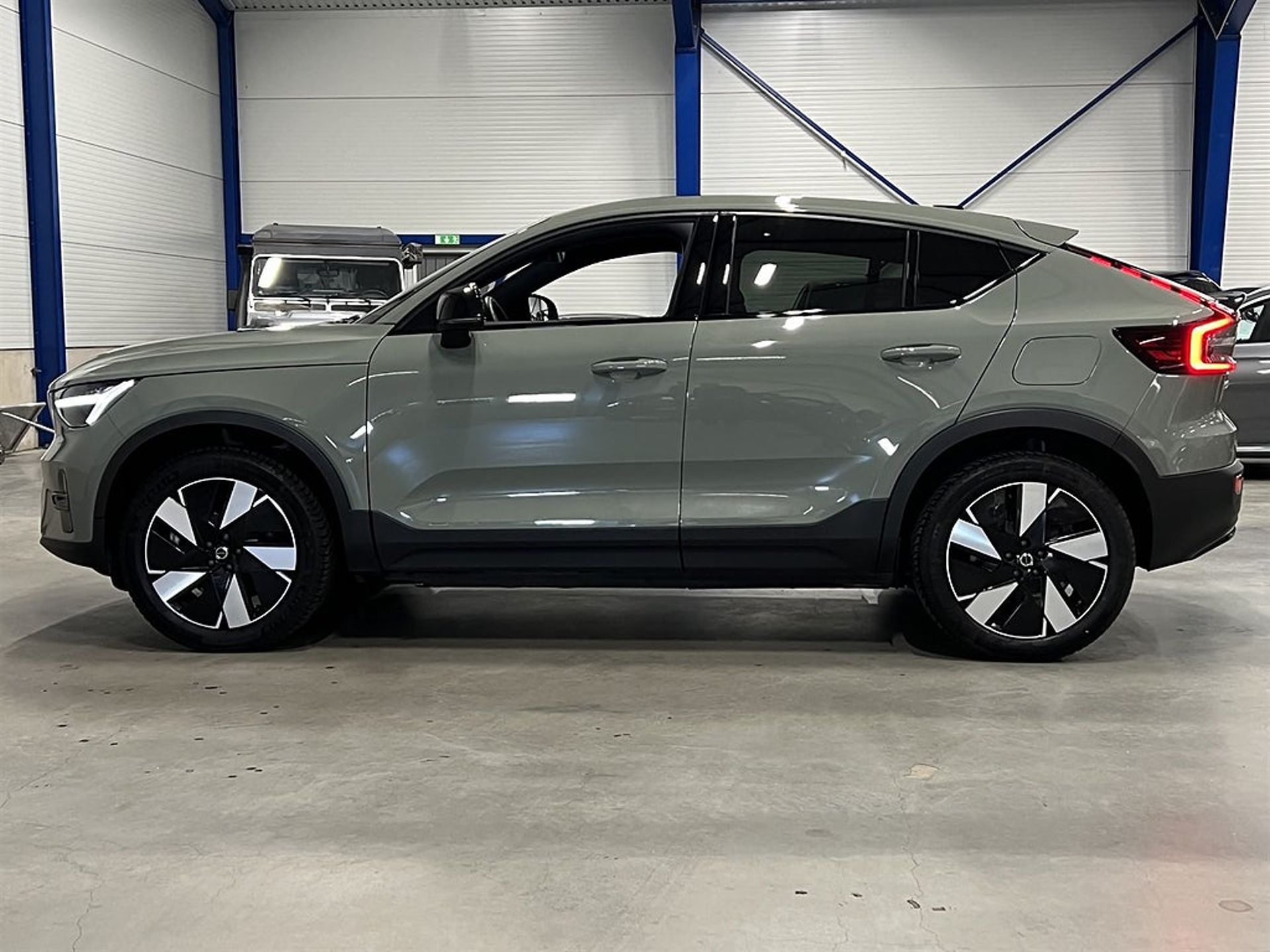 Volvo C40 Extended Range Core 2024, bild 6/10