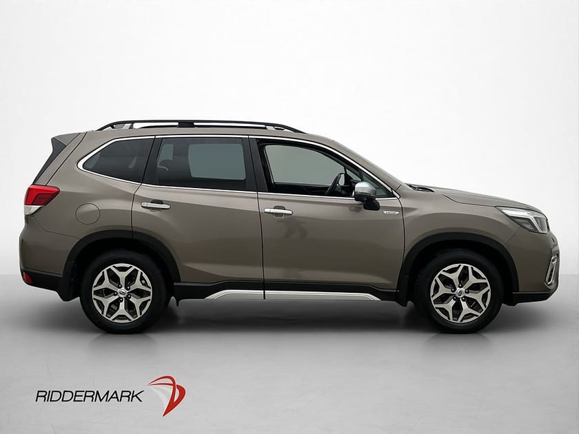 Bild 4 av Subaru Forester e-Boxer AWD Ridge Skinn Drag Kamera Navi