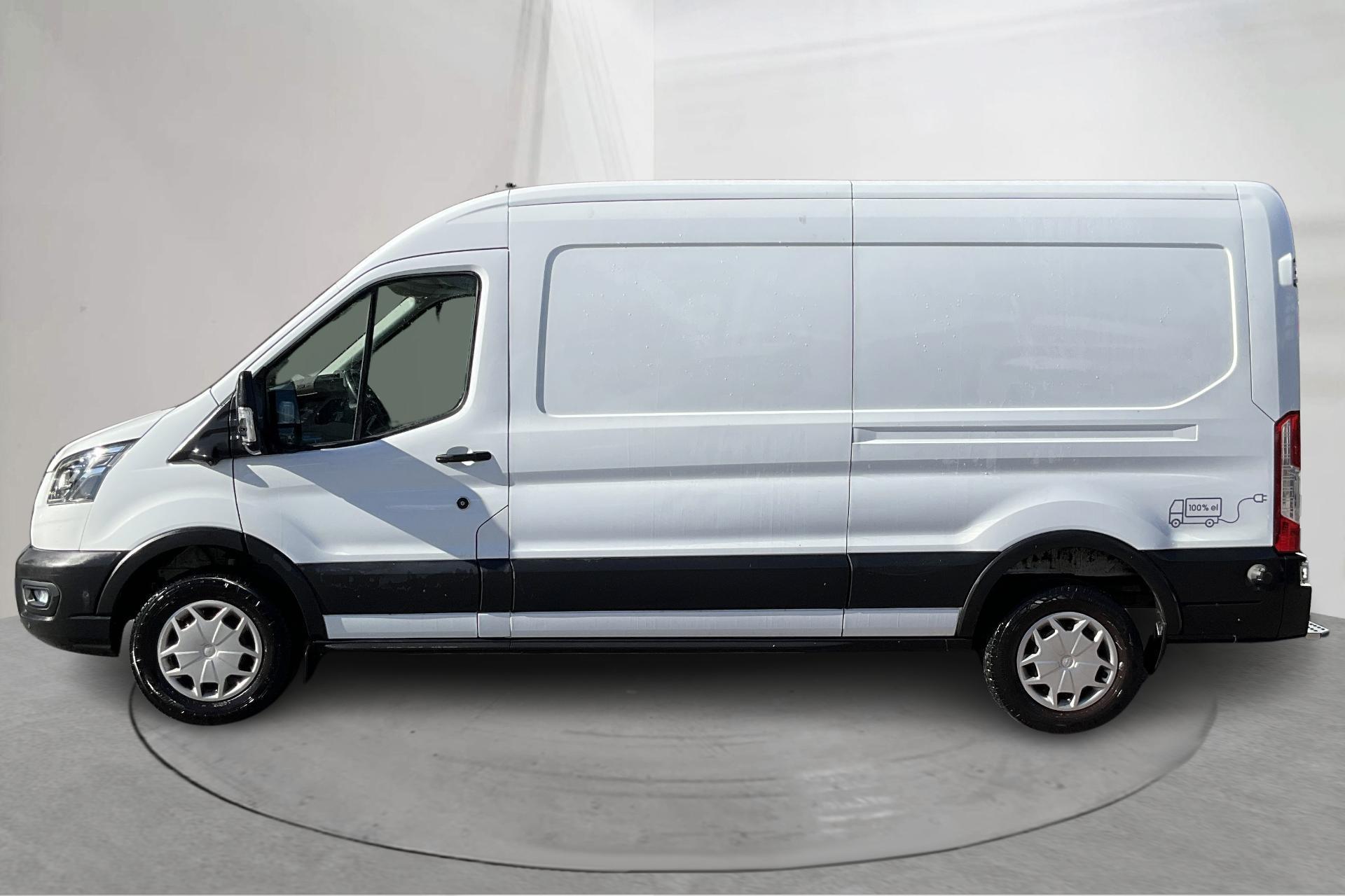 Ford Transit E-Transit 350 2022, photo 2/10