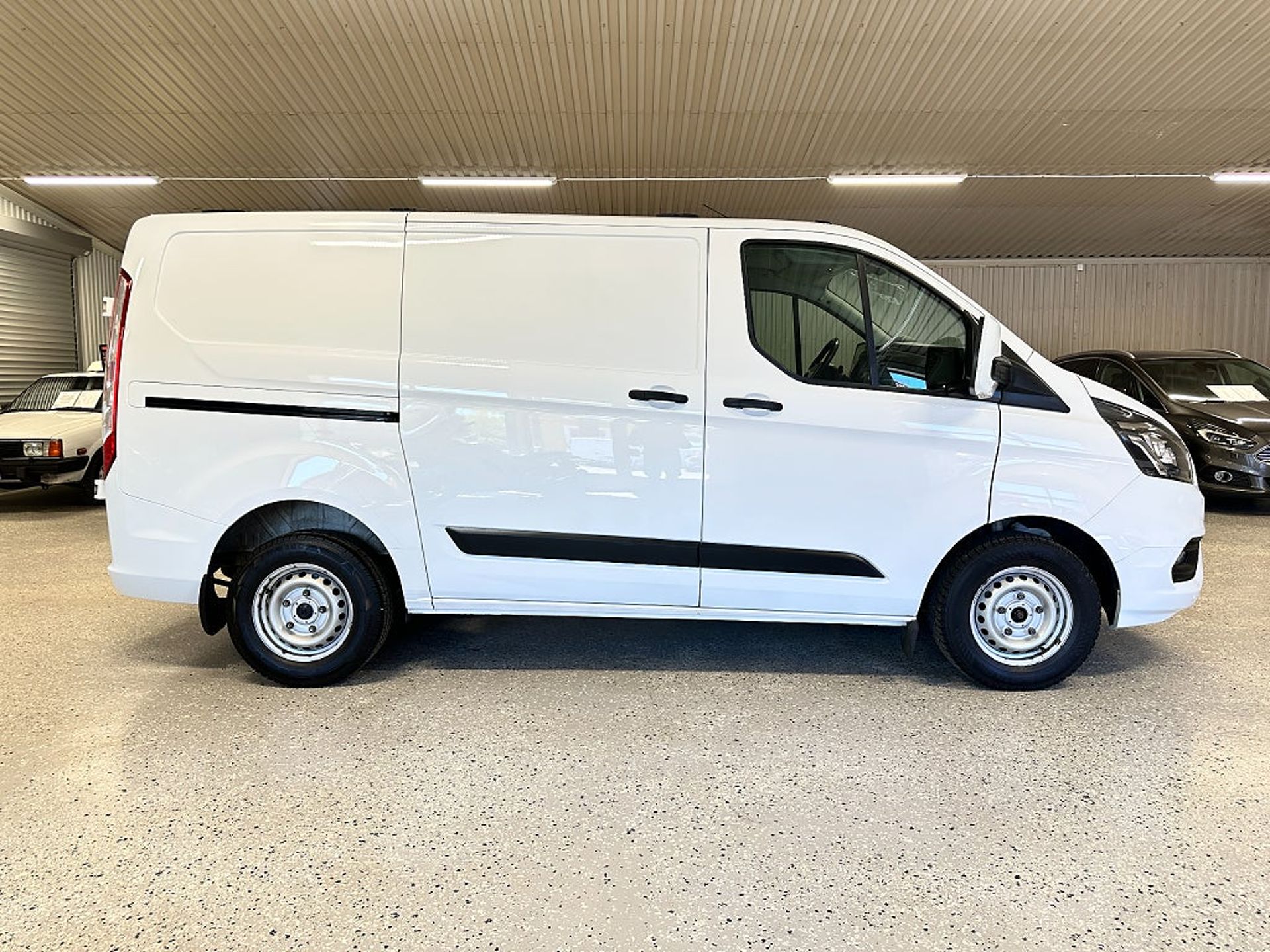 Ford Transit Custom 2022, bild 4/24