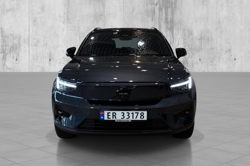 Bilde 2 av Volvo EX40 Twin Motor M Ultra Black Edition/Krok/Pixel/360/Stigtrinn