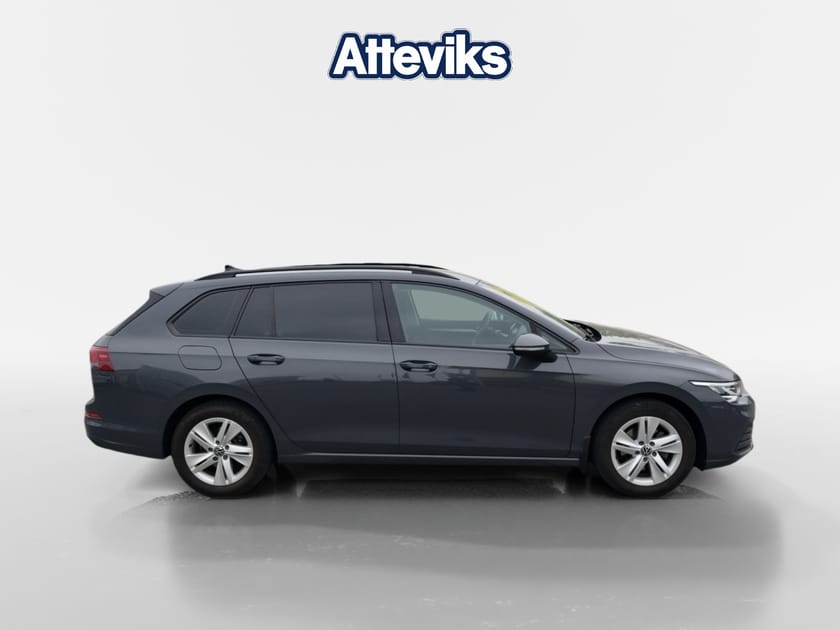 Bild 2 av Volkswagen Golf Sportscombi 1.5 eTSI DSG VÄRMARE DRAG NAV