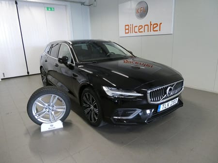 Volvo V60 Recharge T6 AWD Skinn-Värmare-Kamera-Blis-SoV