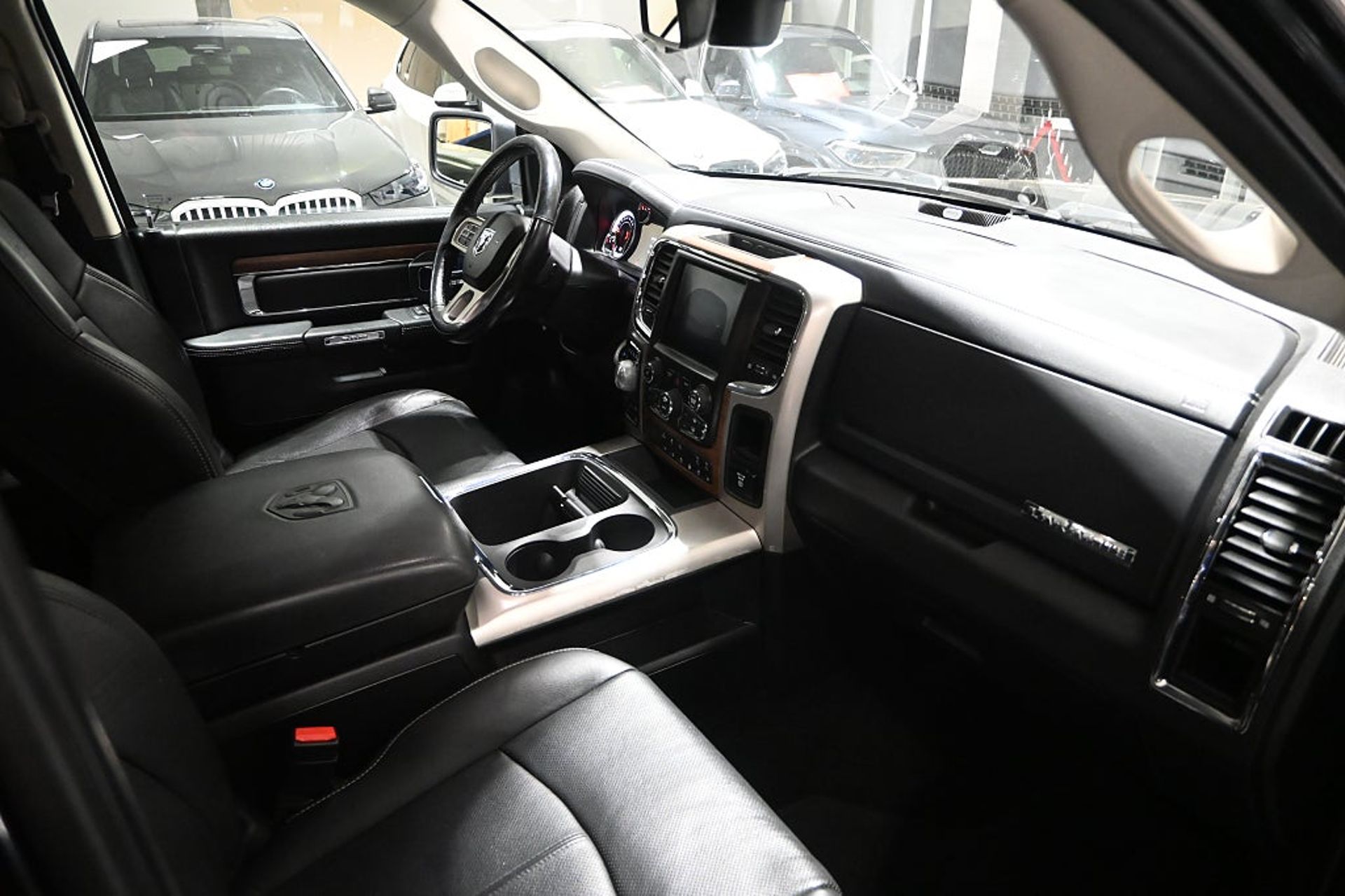 RAM 1500 Crew Cab 5.7 V8 HEMI 4x4 2018, bild 6/10