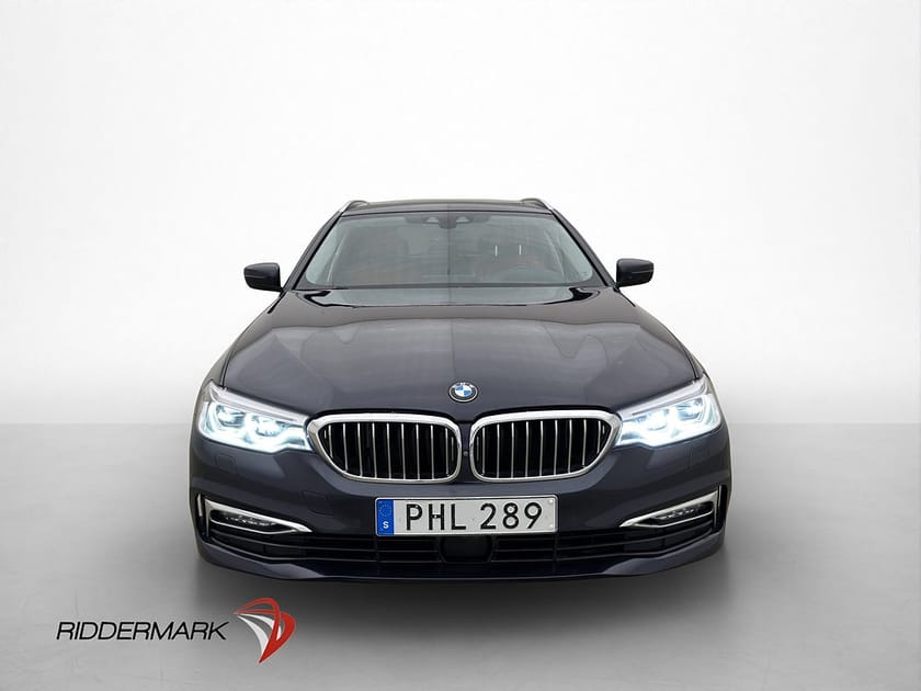 Bild 2 av BMW 530d xDrive Touring 530 265hk Luxury Line Pano Drag 360° HUD Skinn