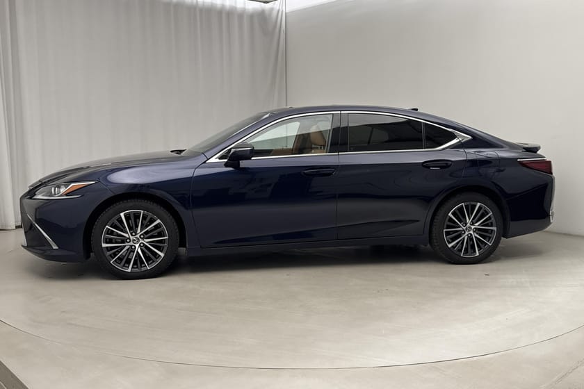 Bild 2 av Lexus ES 300h (218hk) Läder GPS Backkamera