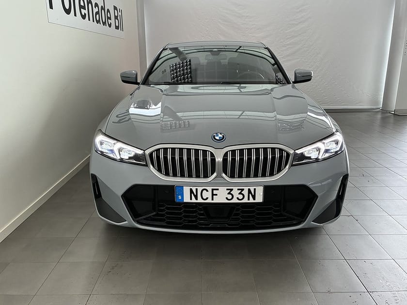 Bild 2 av BMW 330e xDrive Sedan M Sport 18" Rattvärme Park Assist