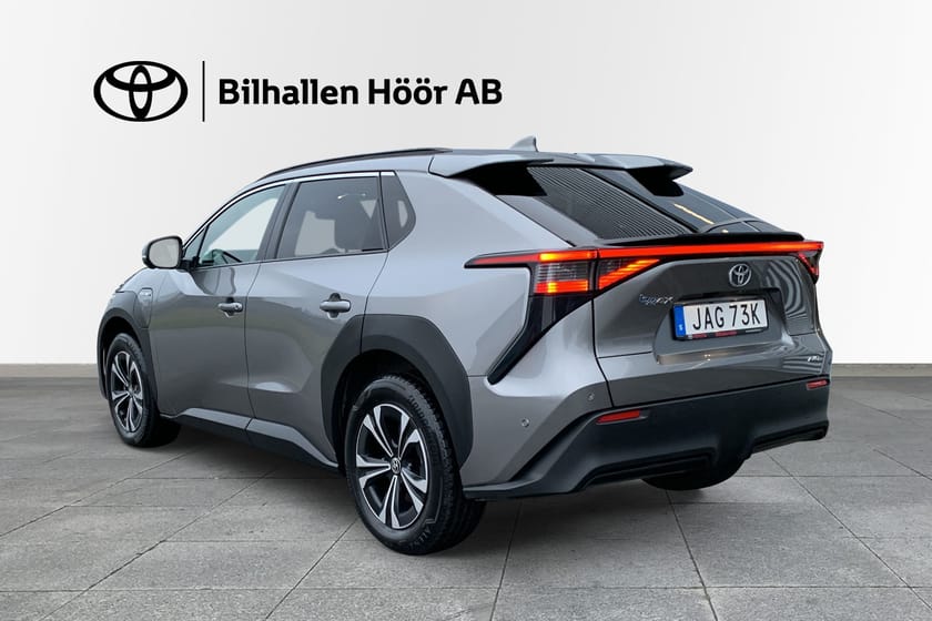 Bild 3 av Toyota bZ4X