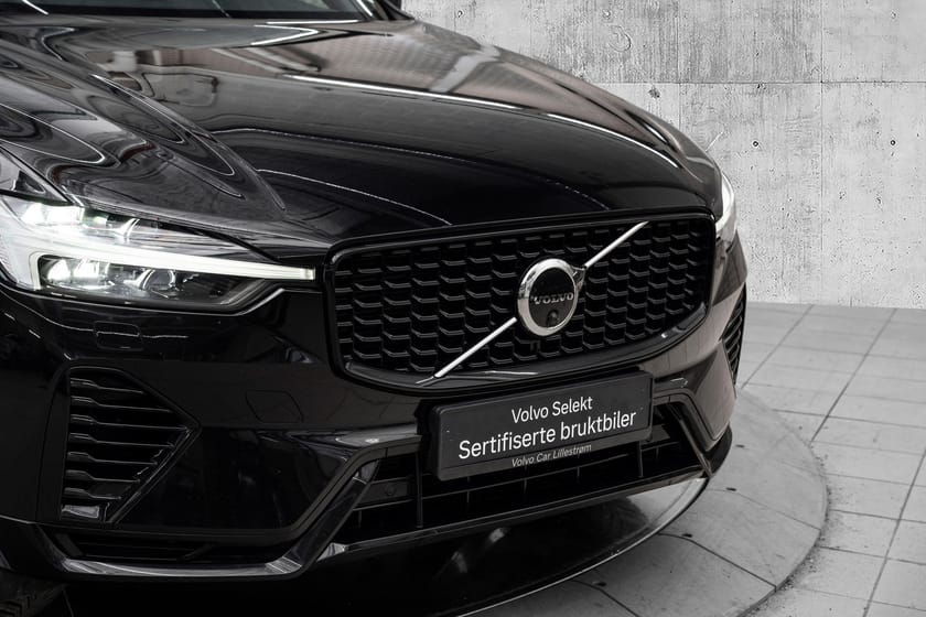 Bilde 2 av Volvo XC60 T8 Plus Dark 360kamera Hengerfeste H/K - Mye Utstyr!