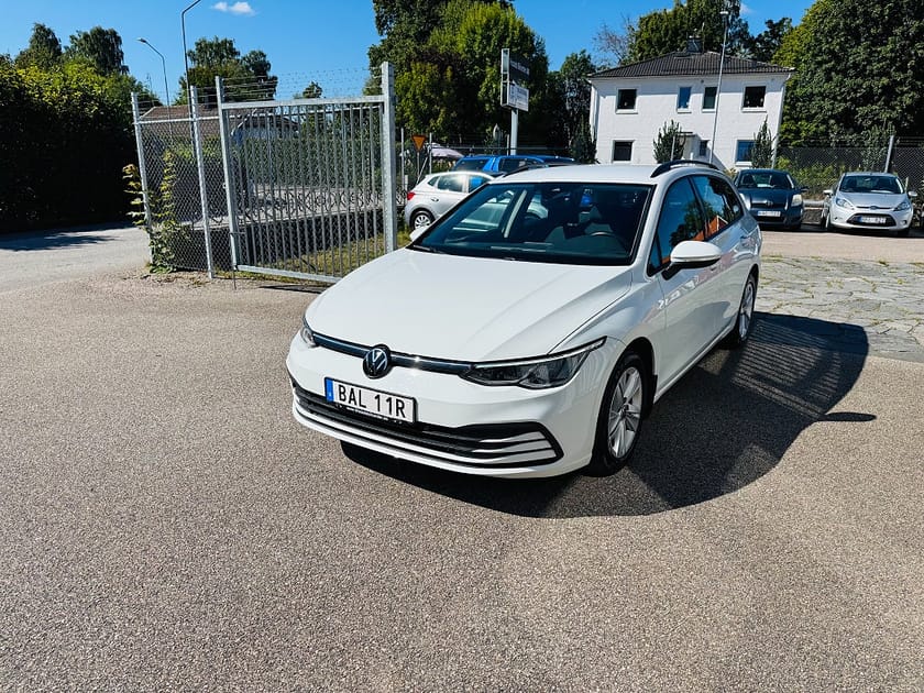 Bild 2 av Volkswagen Golf Sportscombi 1.5 TGI 131HK DSG / CARPLAY / VÄRMARE
