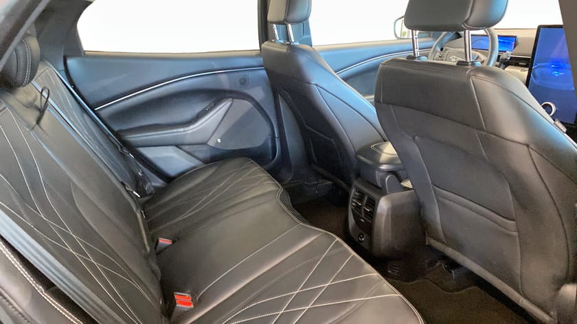 Bild 5 av Ford Mustang Mach-E Standard Range 269hk B&O - 360°
