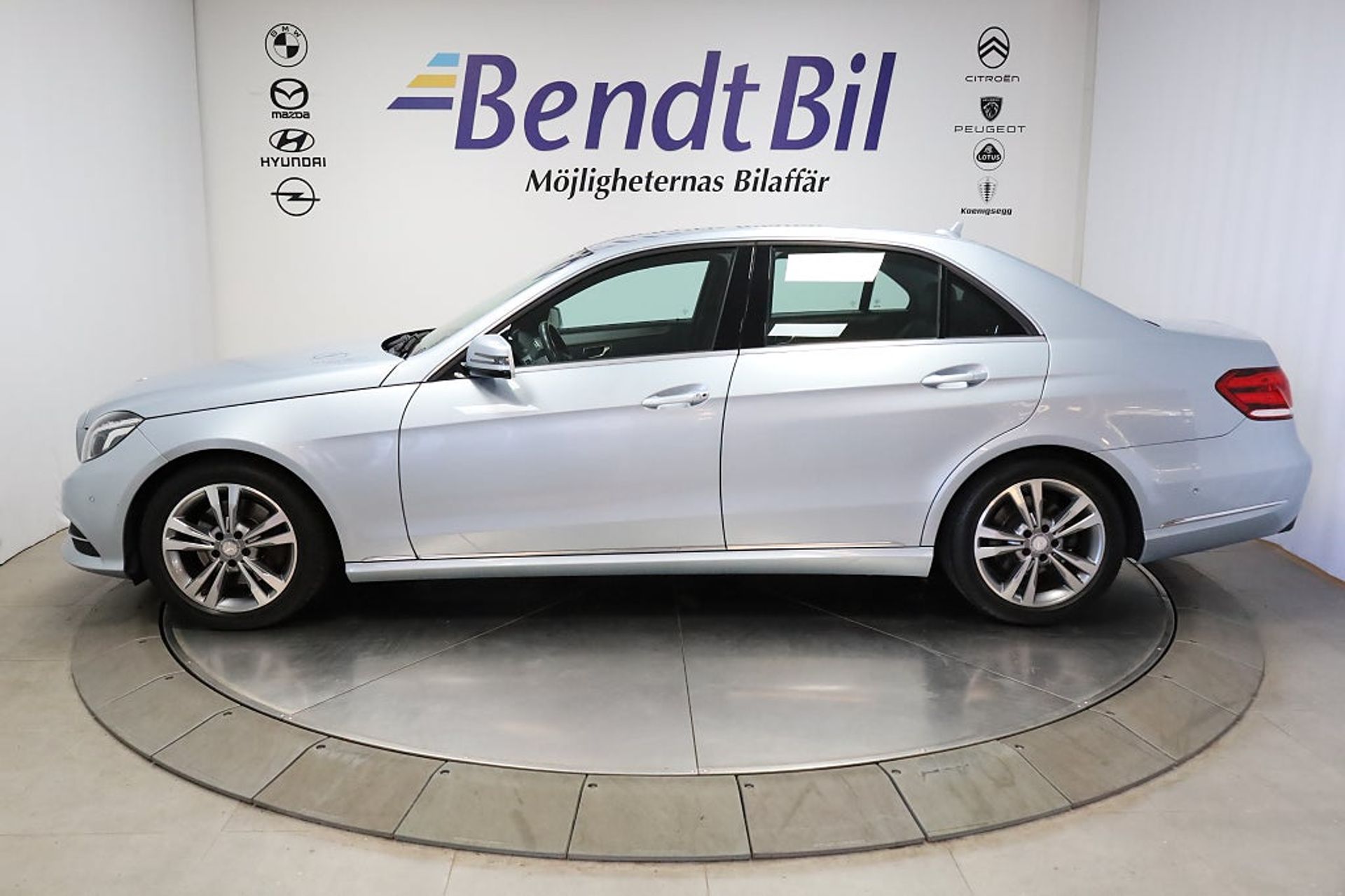Mercedes-Benz E 2016, bild 5/25