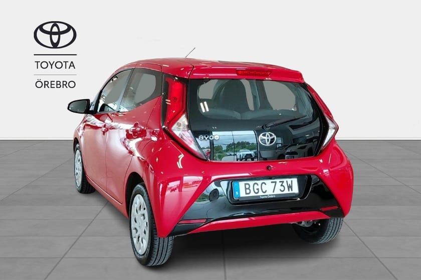 Bild 4 av Toyota Aygo 1.0 x-Play V-hjul