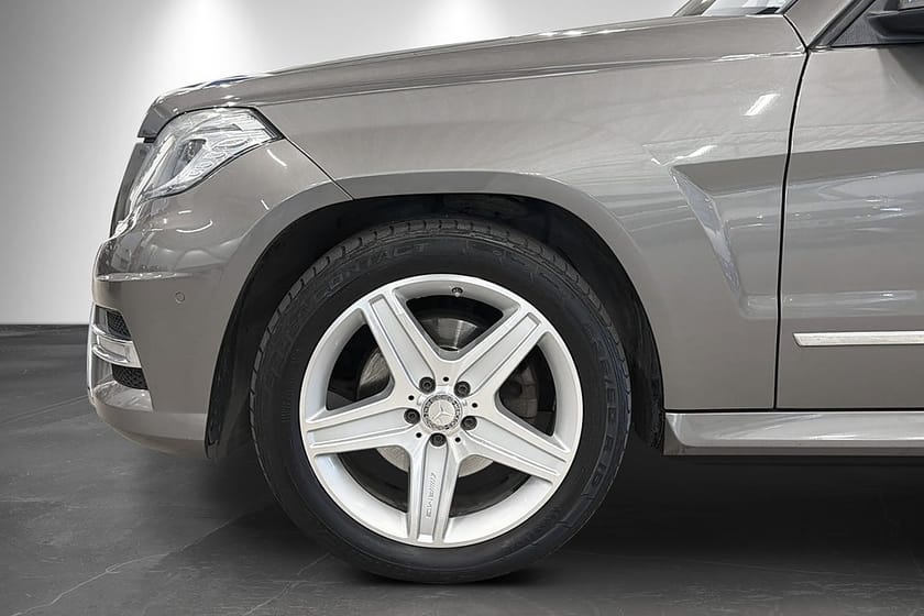 Bild 2 av Mercedes-Benz GLK 220 CDI 4MATIC 170hk AMG Line D-värm Dragkrok P-sensor