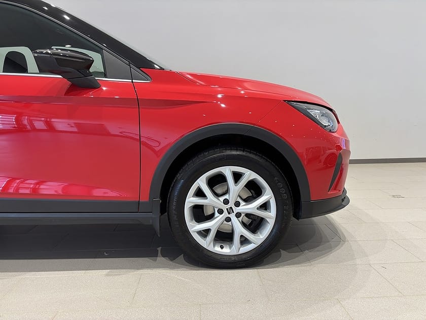 Bild 4 av SEAT Arona 1.0 TSI 110 HK DSG7 FR