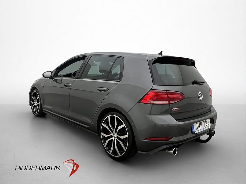 Bild 4 av Volkswagen Golf  GTI Performance 245hk Cockpit Dynaudio Drag
