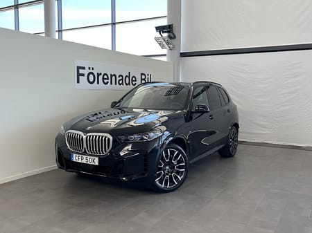 BMW X5 xDrive50e 3,95%ränta M Sport Komfortstol Drag Panorama