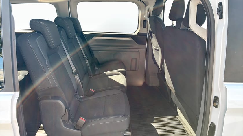 Bild 5 av Ford Tourneo Custom 320 TITANIUM 320L LWB 2.0L ECOBLUE 170H