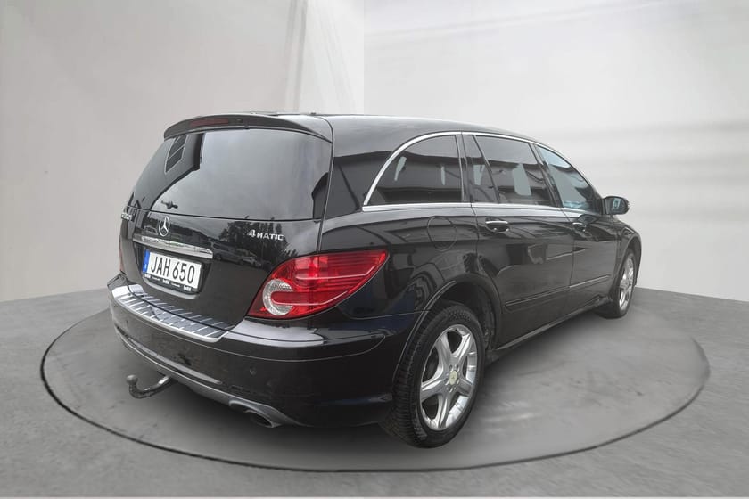 Bild 3 av Mercedes-Benz R 320 CDI L 4MATIC (224hk) AMG Drag Panorama