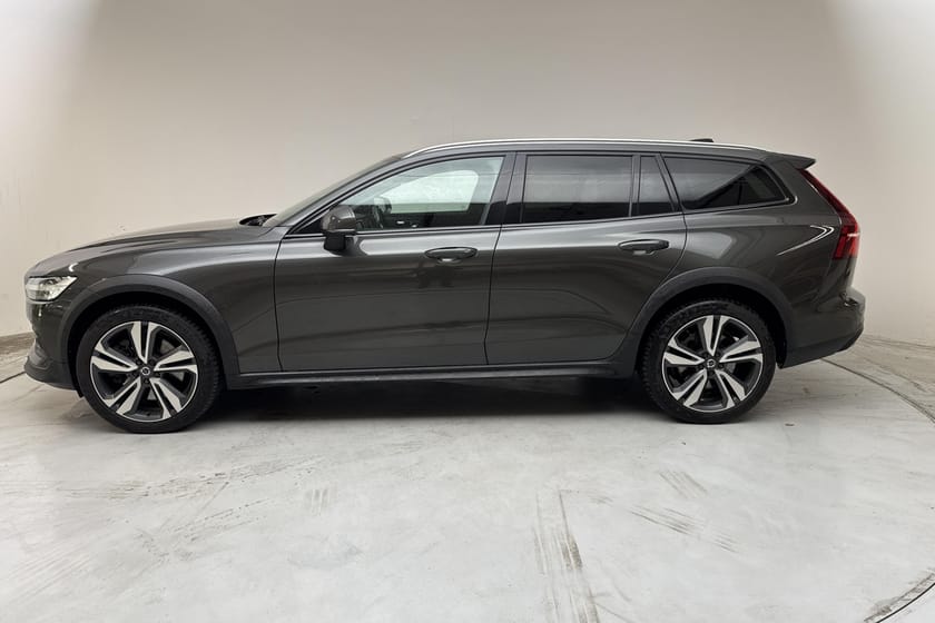 Bild 2 av Volvo V60 Cross Country B4 AWD Diesel 197hk Advanced
