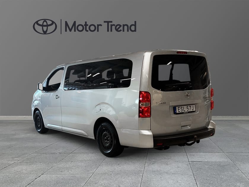 Bild 2 av Toyota Proace Verso SHUTTLE LONG 1,5 120 HK S&S