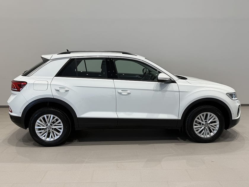 Bild 4 av Volkswagen T-Roc 1.5 TSI 150HK DSG Backkamera