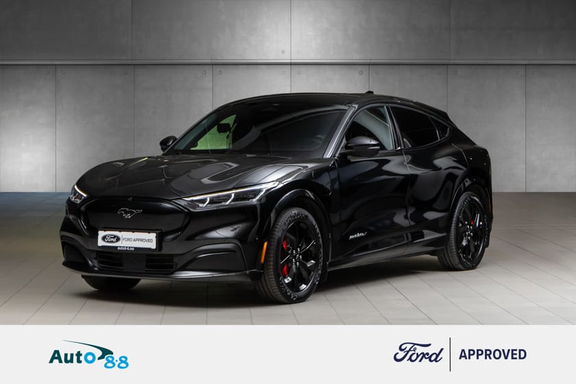 Bilde 1 av Ford Mustang Mach-E Long Range AWD LR Premium / LAV KM!