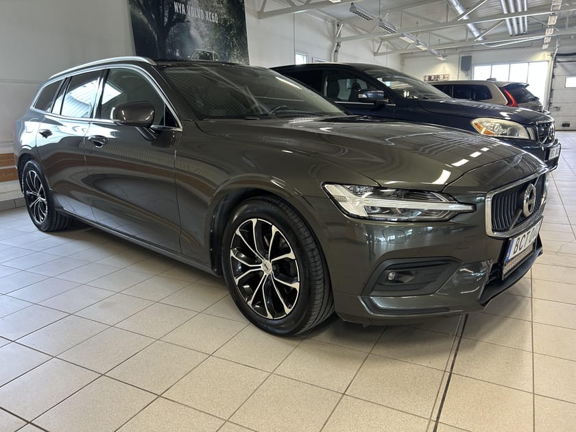 Bild 2 av Volvo V60 D4 AWD Momentum Advanced SE II