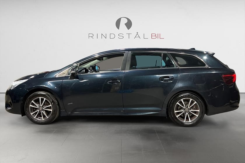 Bild 4 av Toyota Avensis Kombi 1.8 147 HK ACTIVE B-KAMERA FARTHÅLLARE NYSERV 16"