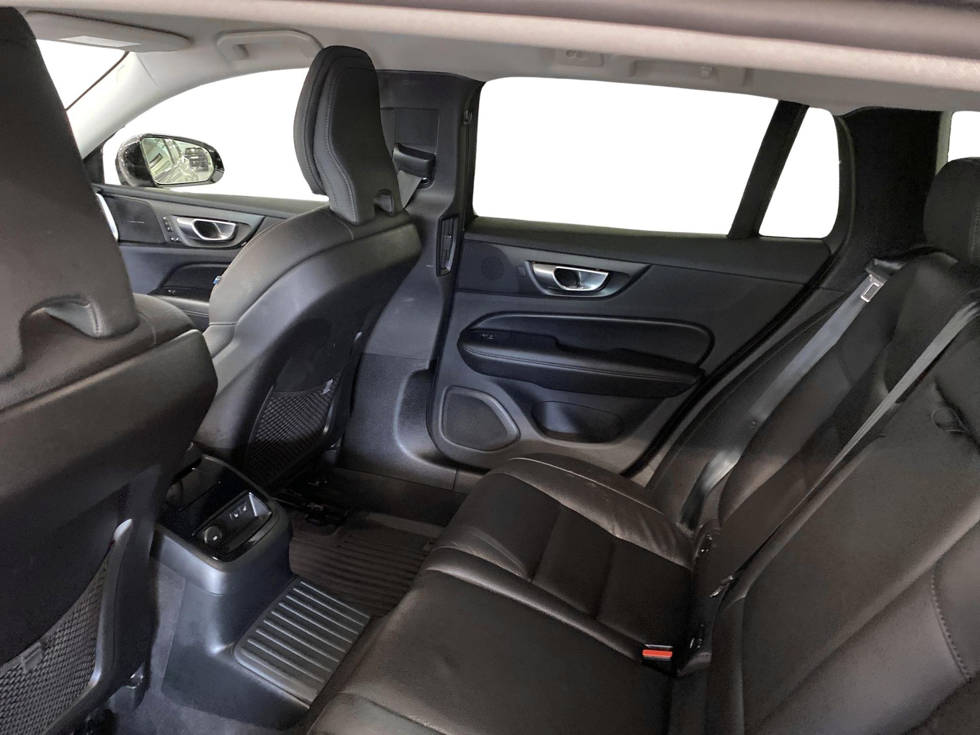 Volvo V60 2026, bild 7/10