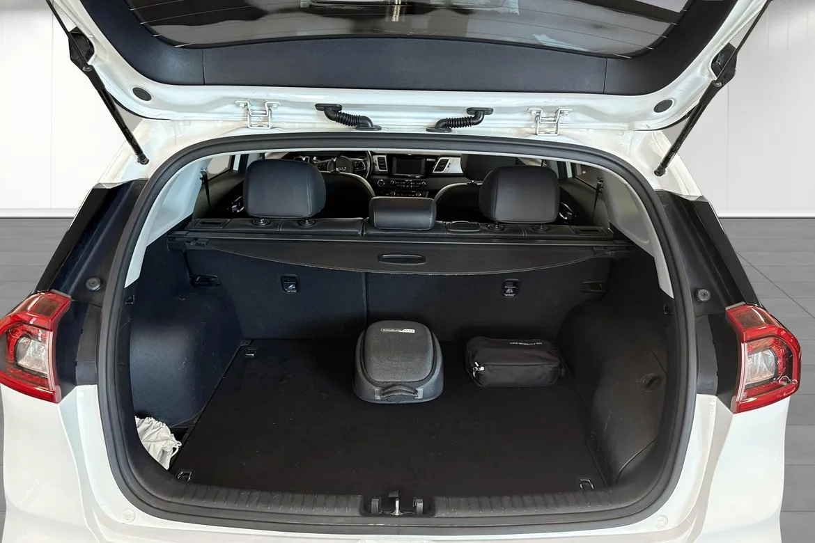 picture of a car